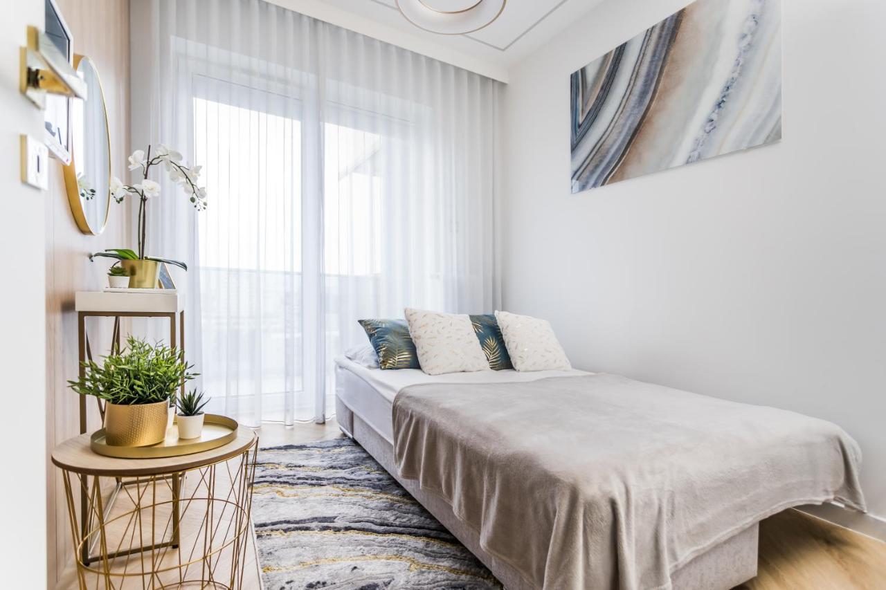 Resinest Apartamenty Jurowiecka J17 Białystok Exterior foto