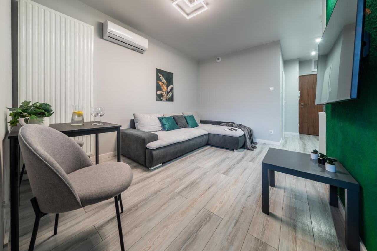 Resinest Apartamenty Jurowiecka J17 Białystok Exterior foto